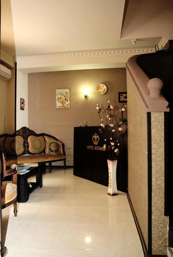 Hotel Richard Тбилиси Экстерьер фото