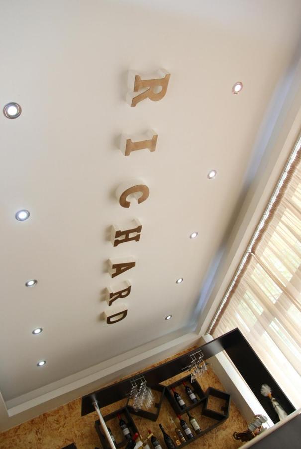 Hotel Richard Тбилиси Экстерьер фото