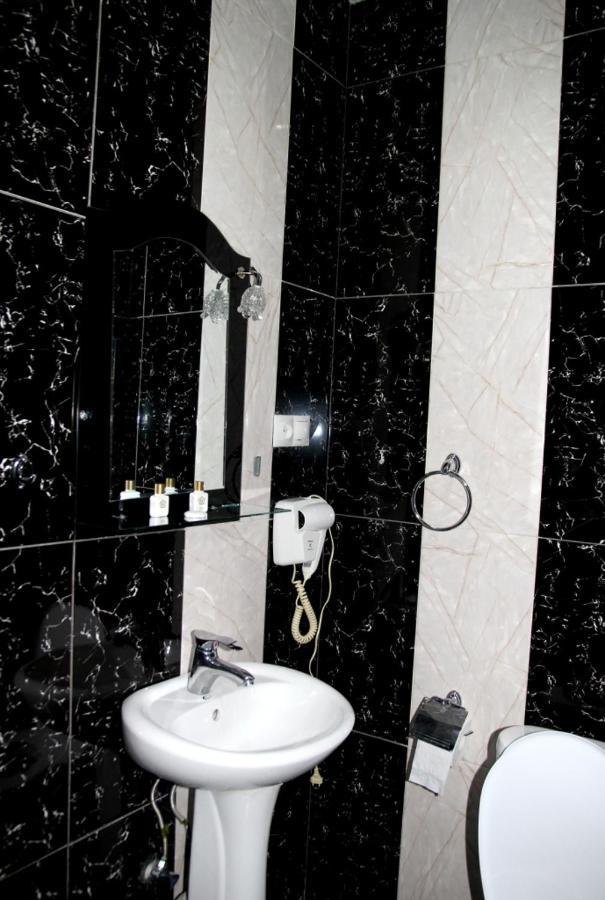 Hotel Richard Тбилиси Экстерьер фото